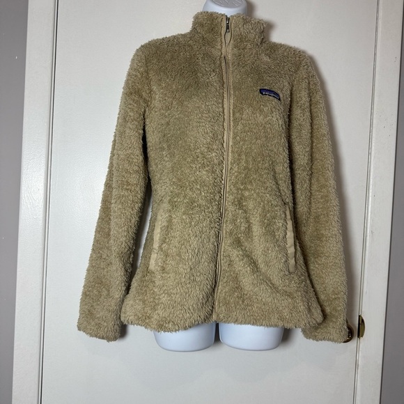 Patagonia Jackets & Blazers - Women’s Patagonia Fleece Teddy Bear Full Zip Pocket Jacket Size M